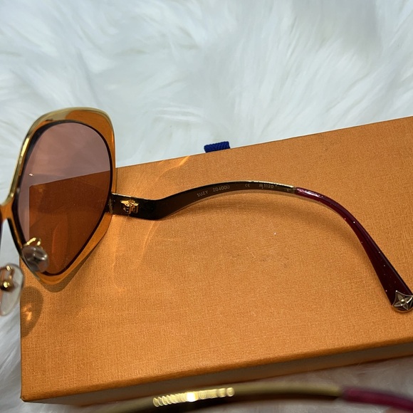 👓💛❤️LOUIS VUITTON VINTAGE SUZY EMBELLISHED OVERSIZED SUNGLASSES Z0400U M1120 - Picture 13 of 17